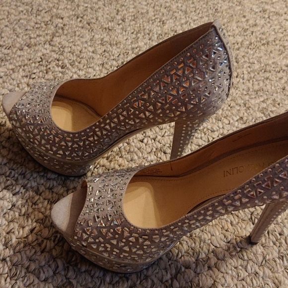 Swarovski Crystal Light Grey Silver heels - Picture 4 of 6